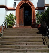 Die zweiflügige Seitentür von der Kirche St. Markus in Erbach